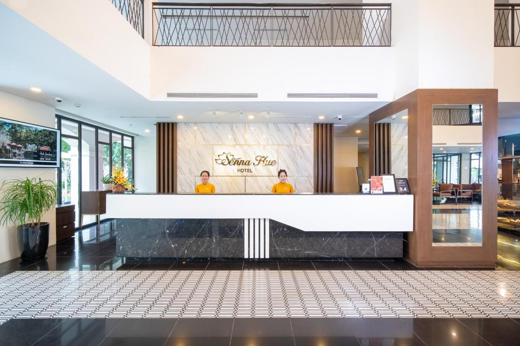 เซนนา เว้ โฮเต็ล Hotel ภายนอก รูปภาพ Reception